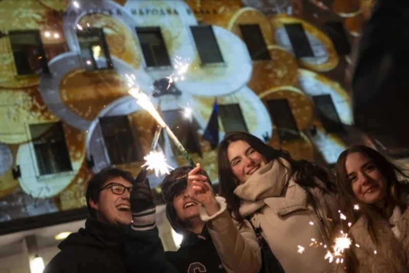 އިންފްލޭޝަނާ ގުޅިގެން ބަލްގޭރިއާ އިން ޔޫރޯ ތައާރަފްކޮށްފި