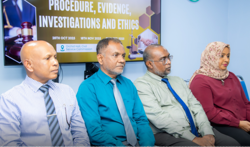 ހެދުން އެޅުމުގެ މިންގަނޑާއި މުވައްޒަފުންގެ އަހުލާގާ ގުޅޭ: ސީއެސްސީ