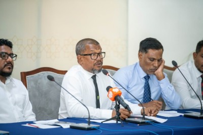 ހައްސާސް މައްސަލައެއް ނެތްއިރު ޖަލްސާތައް ބާއްވަނީ ގާނޫނާއި ހިލާފަށް ކަމަށް ބުނެ އެމްޑީޕީން ބޯއިކޮޓް ކުރަނީ