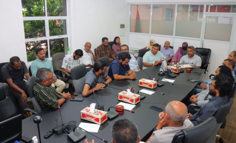 ޝަރުތު ހަމަވި މީޑިއާއެއް އުނިކޮށް، ފައިސާ ދިނުމުގެ މަސައްކަތް ފަށަނީ