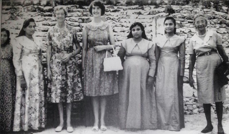 ތަހުޒީބު މުޖުތަމައެއް ބިނާކުރެވޭނީ ލަދުހަޔާތުގެ މައްޗަށެވެ.