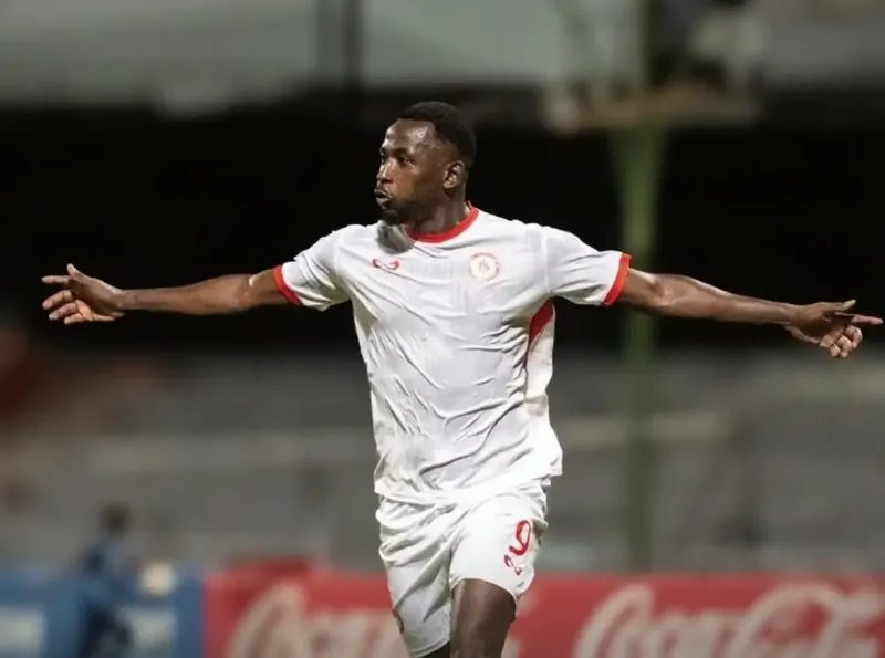 ގްރީން ބަލިކޮށް، ބުރު ހަތަރު ވަނައިގައި