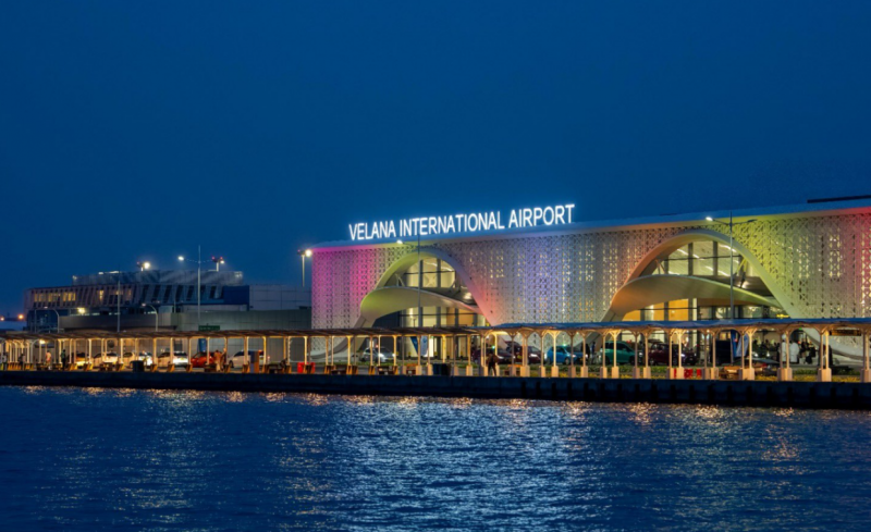 ނުއަގުގައި ޑޮލަރު މާރުކުރުން ހިމެނޭހެން ވީއައިއޭގައި ހުއްދަ ނެތި ދޭ ޚިދުމަތްތަކާއި ވިޔަފާރިތަކަށް ފިޔަވަޅު އަޅަނީ