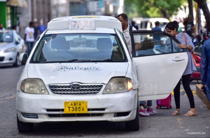 ޓެކްސީލައިނަށް ޑްރައިވަރުން ހޯދަން ވޯކިން އިންޓަވިއުއެއް