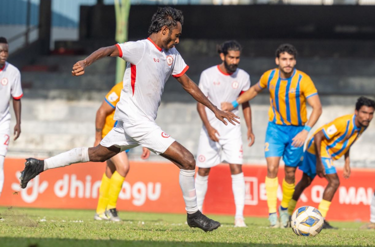 ގަދަ ހަތަރު ޓީމުގެ ތެރޭގައި ދެމިއޮންނަން ބުރަށް ޕްރެޝަރެއް ނެތް