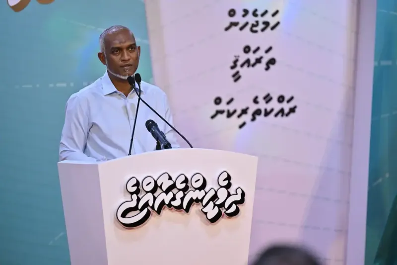 ރަށްރަށުގައި މަޝްރޫއުތައް ކުރިއަށް ނުދަނީ ކައުންސިލުން ބިން ހަވާލުނުކޮށްގެން: ރައީސް މުޢިއްޒު