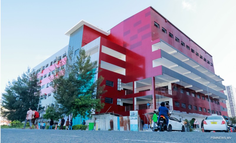 ފޮޓޯ: ޝަހީދު ޢަލީ ސްކޫލުގައި ކިޔެވުން ފެށުމުގެ ފަހުގެ ތައްޔާރީތަައް ނިންމުމުގެ މަސައްކަތް