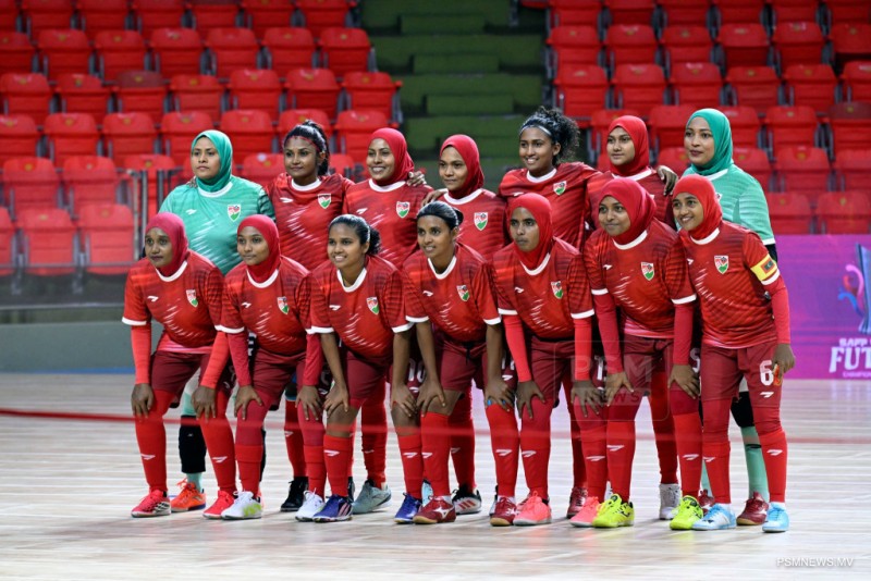 ޕާކިސްތާން މެޗަށް ނިކުންނާނީ މޮޅުވުމުގެ އަޒުމުގައި: ކޯޗު އާތިފް