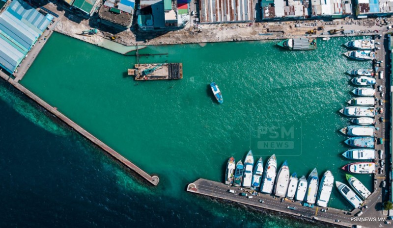 ބާޒާރުމަތީ މަގު ހެދުން: 85 މީޓަރުގެ ސަރަޙައްދެއް ޝީޓްޕައިލް ކޮށްފި