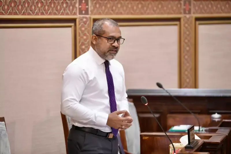 މަސްއޫދު އިމާދު ލަންކާ އަށް އިންޒާރު ދެއްވުމާ ގުޅިގެން މުއިއްޒުގެ ފޮރިން މިނިސްޓަރު ޚަލީލް މަޖިލީހަށް ހާޒިރުކުރަނީ!