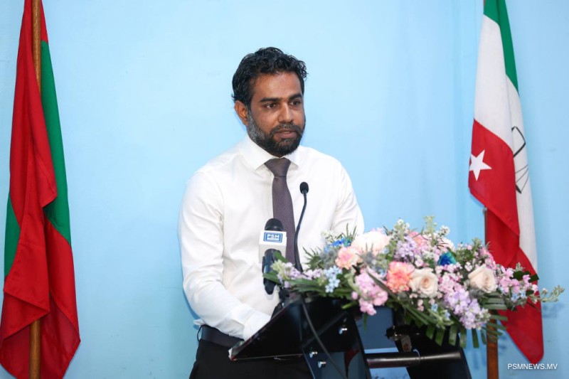 ފަނޑިޔާރުންގެ ދިފާޢުގައި ދައްކަންޖެހޭ ވާހަކަތައް ދައްކާނެ: ޙުސްނީ