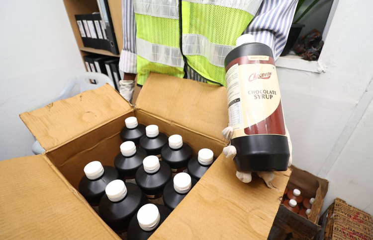 ޑްރަގް ހުރި ސިރަޕް ފުޅިތަކުގެ މައްސަލަ: ކުންފުނީގެ ވެރިމީހާ ބުނީ ދެވަނަ މީހާއަށް ކުންފުނި ވިއްކަން އުޅުނު ކަމަށް