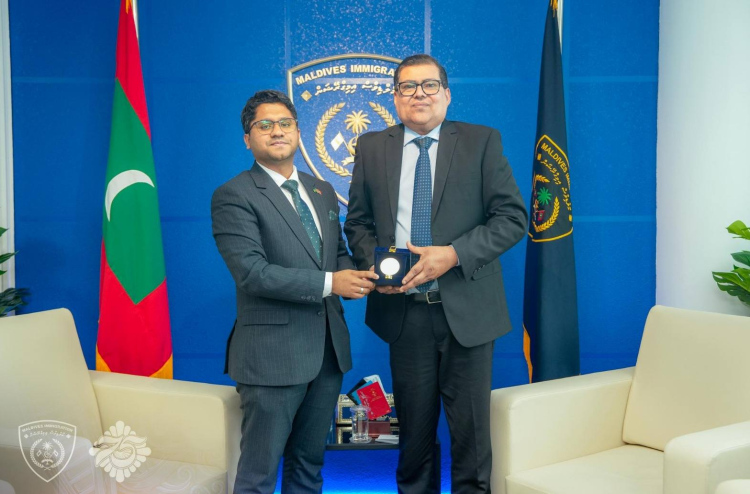 ބަންގްލާދޭޝް މަސައްކަތްތެރިންގެ ނާޖާއިޒް ފައިދާ ނަގާތީ ސަފީރުގެ ކަންބޮޑުވުން