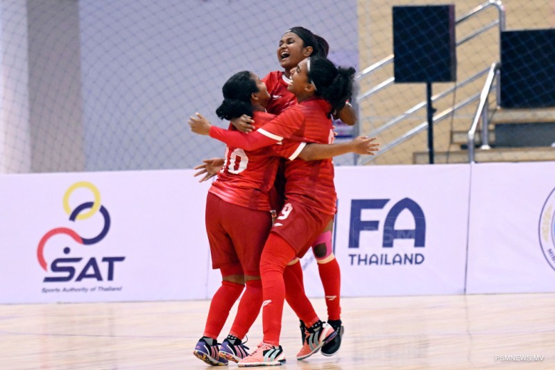 އަންހެން ޓީމަށް ބޭނުންވަނީ ތަމްރީނު ކޭމްޕުތަކާއި ތަޖުރިބާ: ފާރޫކް