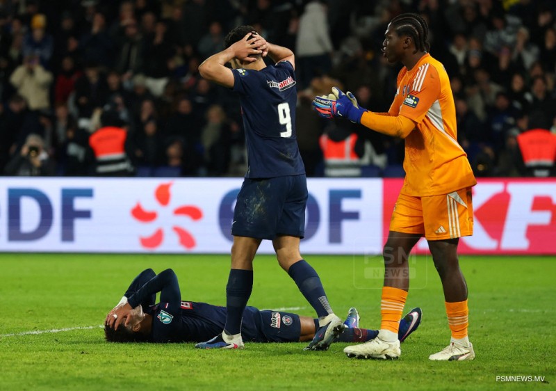 ޕެރިސް އެފްސީން ވަރުގަދަ ޕީއެސްޖީ، ފްރެންޗް ކަޕުން ކަޓުވާލައިފި