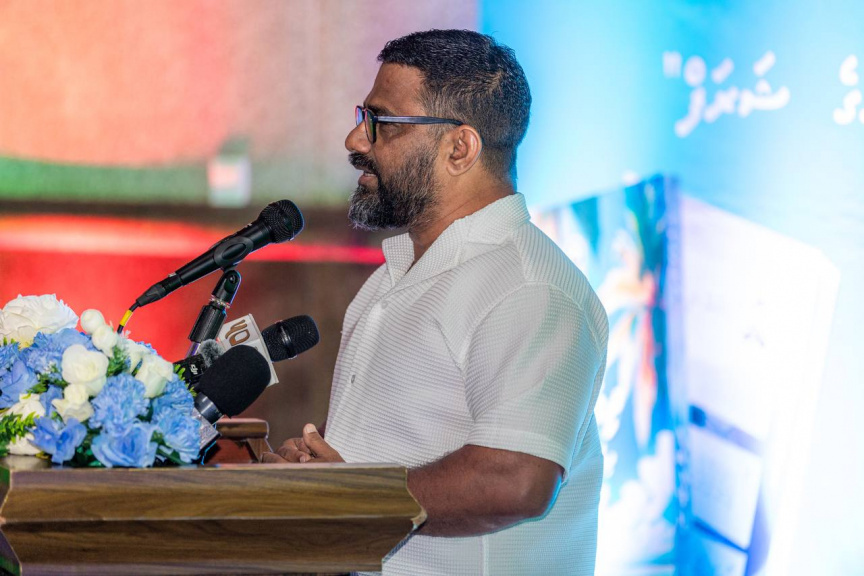 މޮޅު ޅެންތަކުން މިސާލު ނަންގަވައި، ދެ އަޝްރަފް އޮޅުންފިލުވައިދެއްވީ، ޅެންވެރިކަމުގެ ފެންވަރު