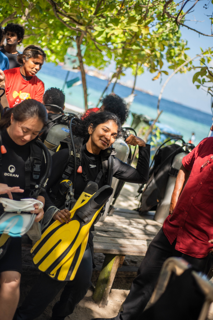 މެރިން އެކްސްޕޯގެ ކޯ ސްޕޮންސަރަކަށް ލިއޯ ސްޓޯރސް