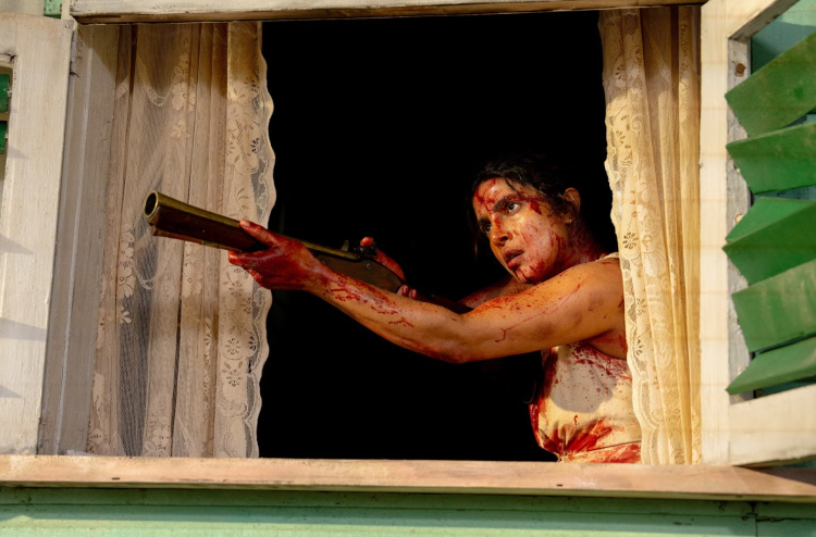 ޕްރިޔަންކާގެ އެނބުރި އެކްޝަނަށް: "ދަ ބްލަފް"ގެ ޓްރެއިލާ!