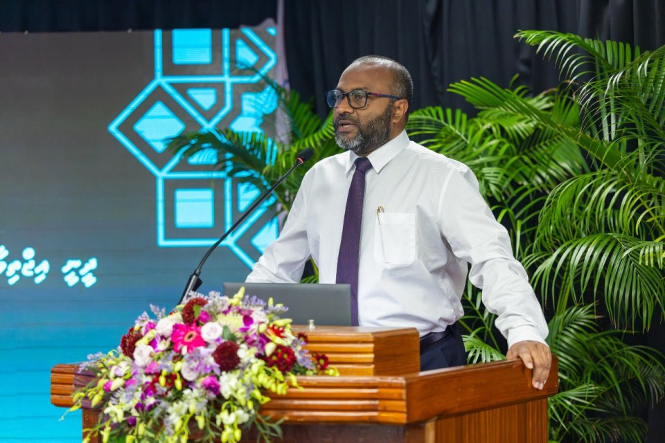 އިސްލާމީ މުގައްރަރު މި ޒަމާނުގެ ޖީލަށް ވިސްނޭނެހެން އަލުން ލިޔަންޖެހޭ: ވަޒީރު