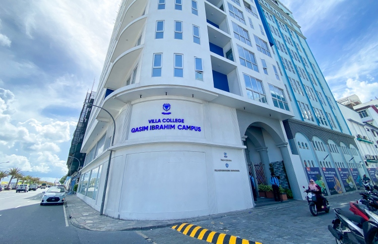 އޭލެވެލް ނިންމި ދަރިވަރުންނަށް ކޯހަށް ހޮވުނުކަމުގެ ލިޔުން ވިލާ ކޮލެޖުން ވަގުތުން ދެނީ