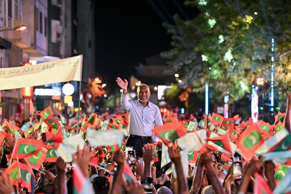 އަލިރަސްގެފާނު ފަދަ އަޒުމު ވަރުގަދަ ދަރިން ކޮންމެ ޖީލެއްގެ ކަރާމާތް ނަގަހައްޓާނެ: ރައީސް