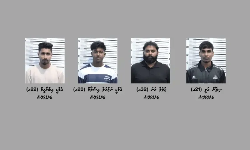 މާލޭގައި ފުޅާ ދާއިރާ އެއް ގައި ބަނގުރާ ވިޔަފާރި ކުރާކަމުގެ ތުހުމަތު ގައި ބަންގްލަދޭޝްގެ ހަތަރު މީހުން ހައްޔަރުކޮށް ޑީޕޯޓު ކޮށްލަނީ!