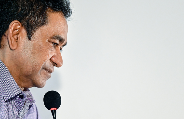 އެއް މިލިއަން ހޯދަން ޔާމީން ކުރާ ދައުވާއާ ގުޅޭ އިސްތިއުނާފުގެ އަޑުއެހުންތައް ނިންމާލައިފި