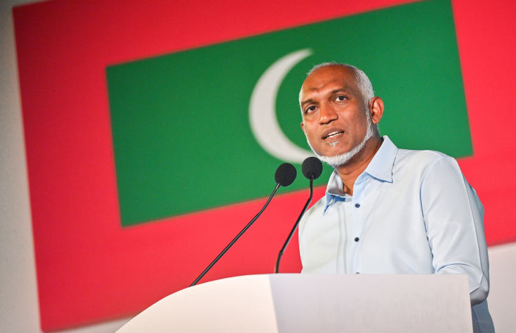އިސްލާހުގެ ފެށުމަކީ ތިމާ، މުޖުތަމައު އެދޭ ބަދަލު ގެނައުމަށް ރޯދަ މަހުގައި މަސައްކަތްކުރޭ: ރައީސް