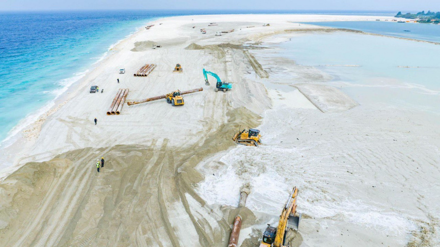 އެއް ދުވަސް ތެރޭ އެއްބަސްވުން ހަދައި މަސައްކަތް ފެށި، ވިލުފުށީ އެއާޕޯޓަށް 80 ޕަސެންޓް ބިން ހިއްކައިފި