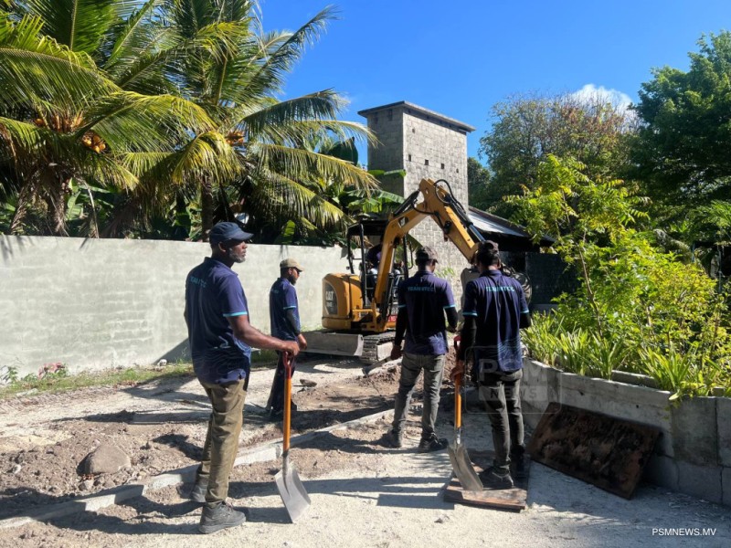 ފުވައްމުލަކު މަގު ހެދުން: ކޮންކްރީޓް މަސައްކަތުގެ ބޮޑުބައި ނިމިއްޖެ