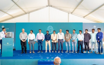 އެޑްވަޓޯރިއަލް: ބްލޫ ލެގޫން ލަގްޒަރީ ރެޒިޑެންސްގެ ބިންގާ އަޅައި، އައު ހަރުފަތެއްގެ ފެށުން ފާހަގަކޮށްފި