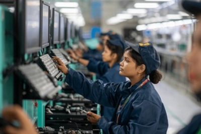 އިންޑިއާގެ އަމިއްލަ ސްމާޓްފޯން ބްރޭންޑްތައް 18 މަސް ތެރޭގައި ބާޒާރަށް ނެރެނީ