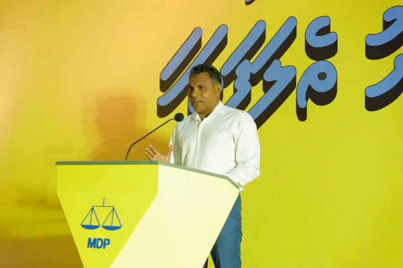 ރިޔާސީ އިންތިޚާބު ކާމިޔާބު ކުރުމަށް ޤައުމު އިނދަ ޖައްސާލައި، ވެރިކަން ހޯދަން އުޅުމަކީ ޤައުމު ދެކެ ލޯބިވާ ވެރިއަކު ކުރާނެ ކަމެއް ނޫން: ފައިސަލް