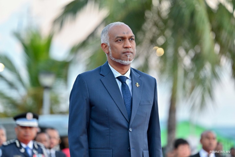 ފުޓްސަލް ޓީމުގެ ކުޅުންތެރިންނަށް އައްސަރިބަހާއި ޝުކުރު ތަކުރާރުކުރަން: ރައީސް