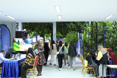 އެމްއެންޔޫގައި 125 ކޯސް، 4000 ޖާގަ