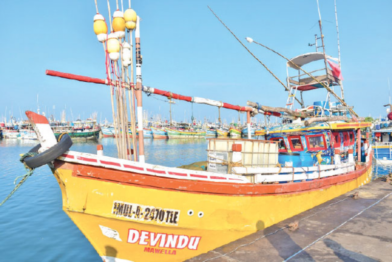 ލަންކާ މަސް ބޯޓްތަކަކުން 296 ކިލޯގެ މަސްތުވާތަކެއްޗާއެކު 11 މީހަކު ހައްޔަރުކޮށްފި