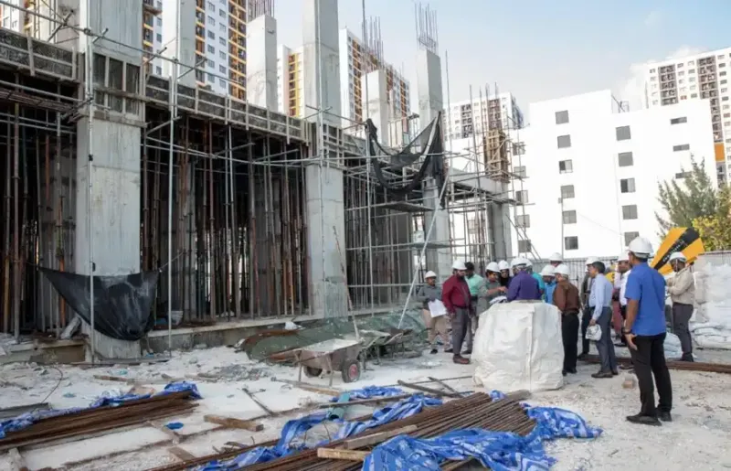 އެސްޖޭ މިސްކިތް ނުނިމި އޮތީ މިނިސްޓްރީގެ ޣައިރު ޒިންމާދާރުކަމުން: "އީއޯޓީ އެޕްރޫވް ނުކުރޭ، އެއްބަސްވުން އާ ނުކޮށް ޕްރޮޖެކްޓްގެ މުއްދަތު ހަމަވެފައި"