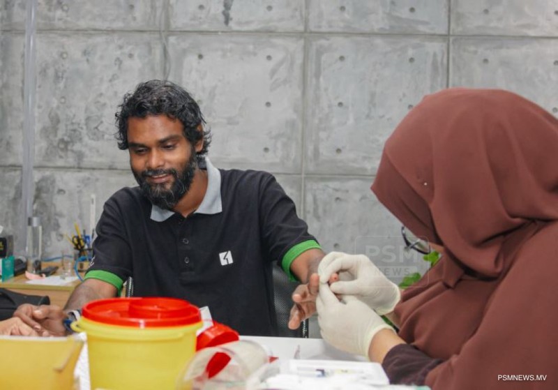 އެޗްޑީސީން ލޭ ހަދިޔާކުރުމުގެ ހަރަކާތެއް