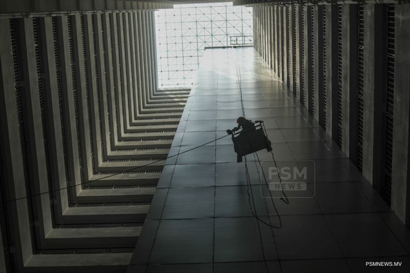 ހިޔާ 8ވަނަ ޓަވަރުގައި ހަރުކުރި އިތުރު ލިފްޓުގެ ބޭނުންކުރަން ފަށައިފި