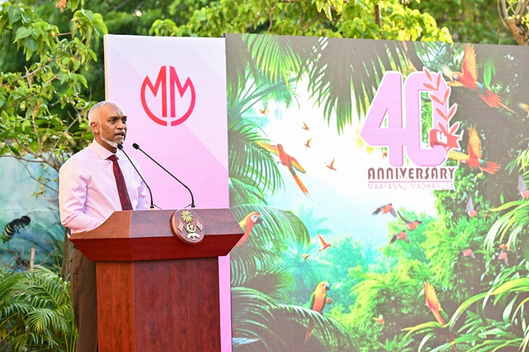 މާފަންނު މަދަރުސާގެ ދަރިވަރުންނަށް ރައީސް ވައުދުވެވަޑައިގެންނެވީ ތިރީގައި ހޯލެއް އަޅުއްވައި ދެއްވަން، މިހާރު ބަހައްޓަވައި ދެއްވަނީ ލިފްޓެއް