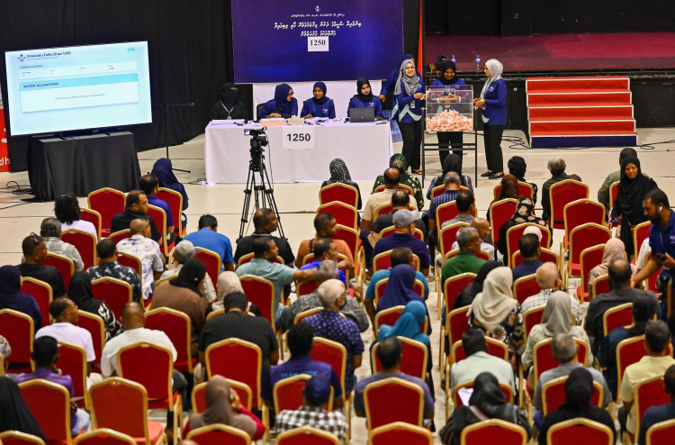 ގިރާވަރުފަޅުގެ ޕްލޭނަށް ގެނައި ބަދަލާ އެކު ގުރުނެގުން ކުރިއަށް