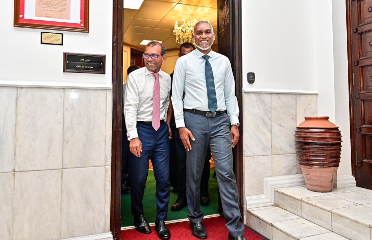 ދަރަނީގެ މައްސަލާގައި ސަރުކާރަށް އެކަނި ހައްލު ނުހޯދޭނެ، އެއީ ގައުމީ މައްސަލައެއް: ނަޝީދު