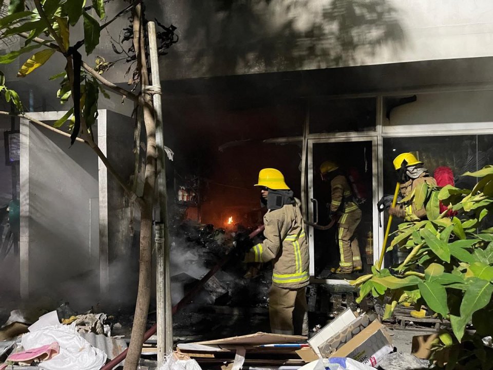 ހުޅުމާލޭގައި ހިނގި އަލިފާނުގެ ހާދިސާއާ ގުޅިގެން 21 މީހުންނަށް ވަގުތީ ބޯހިޔާވަހިކަން