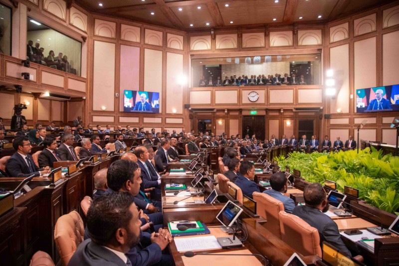 ބިލު މިހާރު އޮތް ގޮތުން، "ރިޔާސީ އިންތިޚާބާއި ރައްޔިތުންގެ މަޖިލީހުގެ އިންތިޚާބު" އެކުގައި ބޭއްވިދާނެ ތޯއެވެ؟