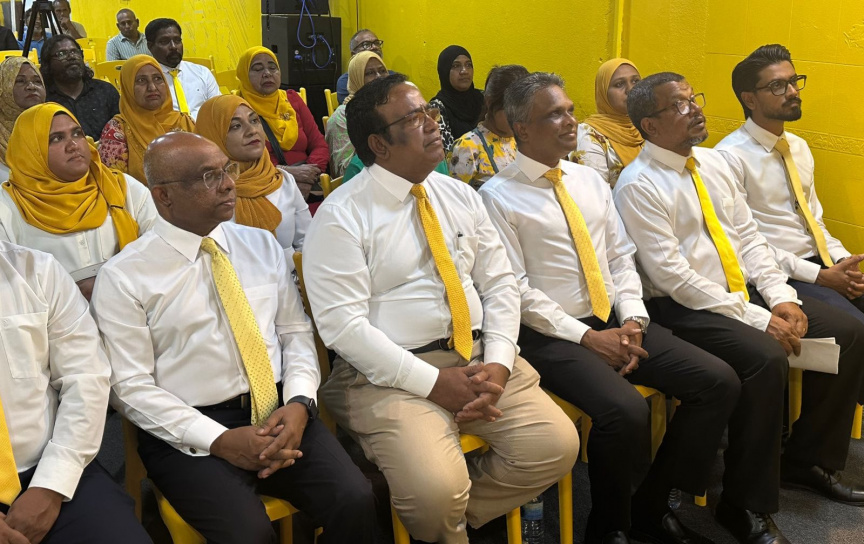 ޒުވާނުންނަށް ޝާހިދު: މިއީ ދެފުށްފެންނަ ގޮތަށް ބާއްވާ ފަހު އިންތިޚާބަށް ވެދާނެ، ޕީއެންސީއާ ދެކޮޅަށް ވޯޓުލާ