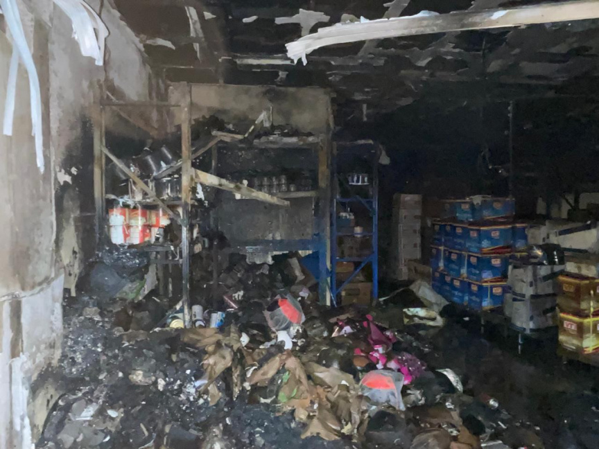 ބޭރުގައި ހުރި ކުނިތަކެއްގައި ރޯވެ، ގުދަނަކަށް ބޮޑެތި ގެއްލުން ވެއްޖެ