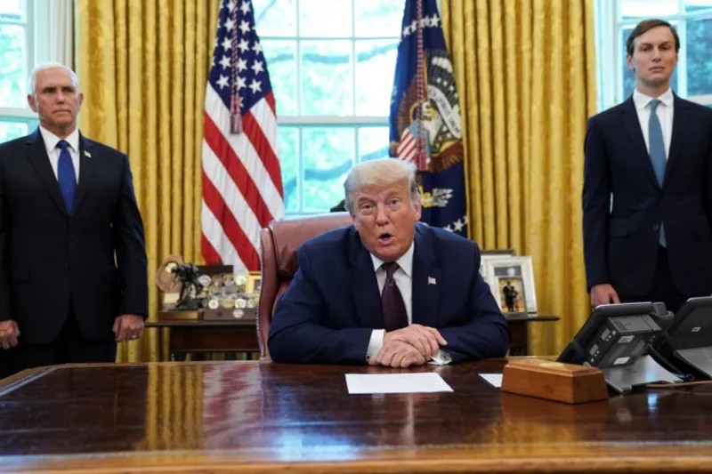 ހުރުމުޒު ކަނޑުއޮޅި ނުހުޅުވުނު ނަމަވެސް މިހާރު ބޭނުންވަނީ ހަނގުރާމަ ހުއްޓާލަން: ޓްރަމްޕް