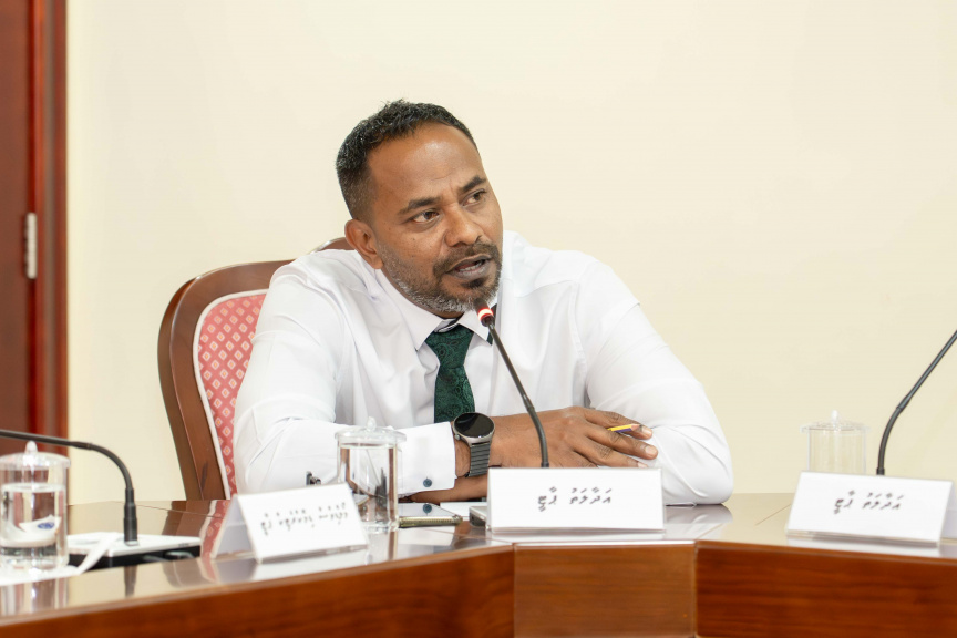 ޕީއެންސީ ފިޔަވައި އެހެން ޕާޓީތަކުން އެދެނީ، ދެ އިންތިޚާބު އެއްކޮށްލަން ނަގާ ވޯޓު ފަސްކުރަން