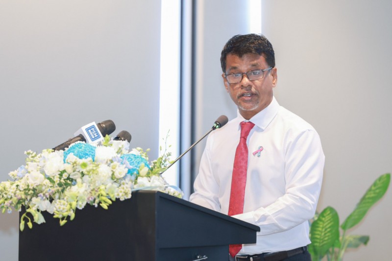 ކެންސަރަށް ފަރުވާކުރަން އަގުބޮޑު ބޭސް އާސަންދައިން ލިބޭނެ އިންތިޒާމު ހަމަޖައްސަން އިސްކަންދެން: ނާޒިމް