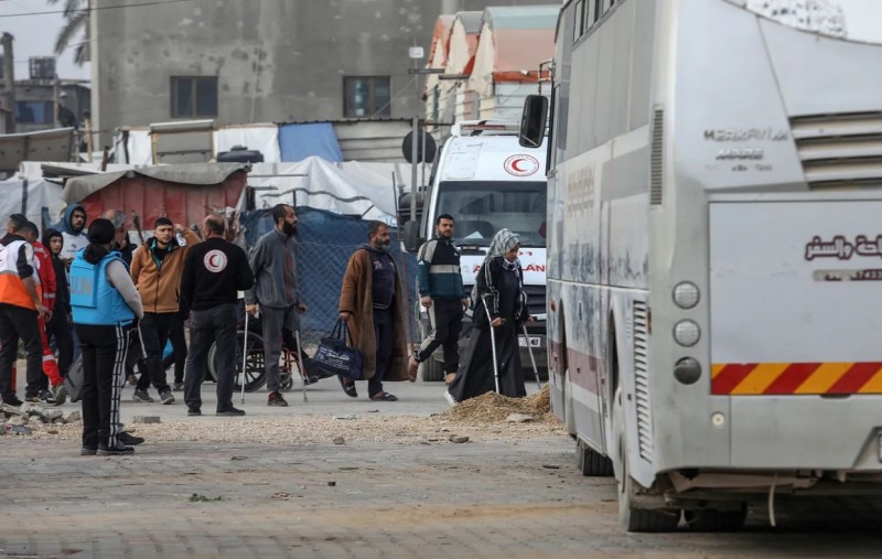 ރަފަހް ބޯޑަރު ހުޅުވާލިޔަސް، ހުރަސް ކުރަން ހުއްދަ ދެނީ މަދު ބަޔަކަށް